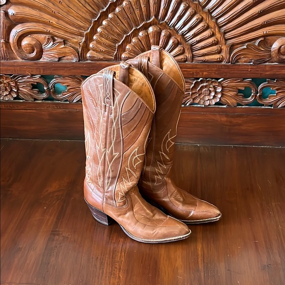 Dan Post Boots - Picture 1 of 7